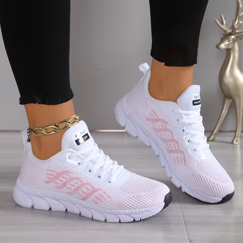 Low-top Lace-up Running Shoes