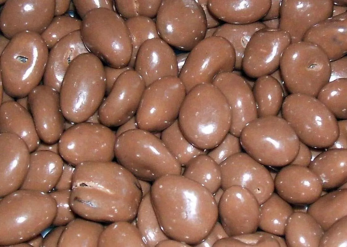 Milk Chocolate Raisins Covered Sweets 1 Kg