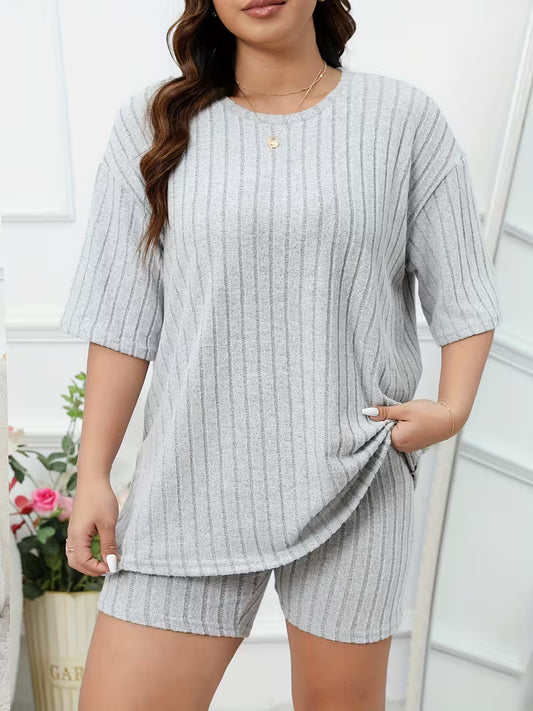 Women'S Plus Size Short Sleeve And Shorts Casual Outfit