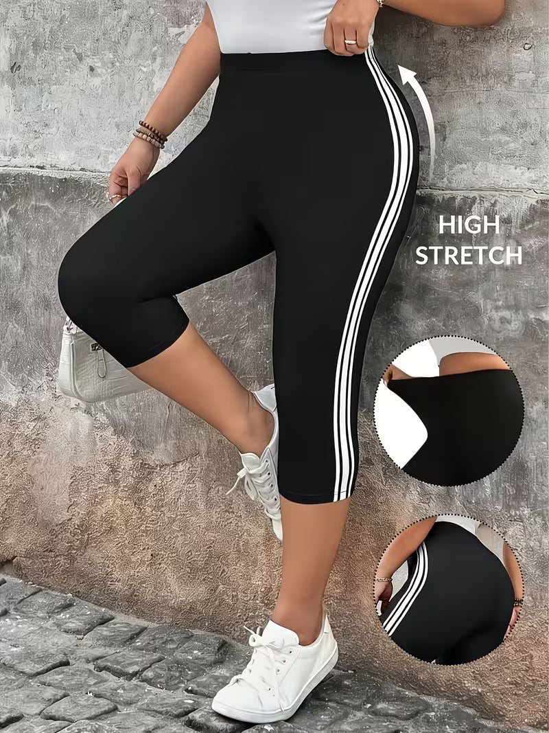 Plus Size Striped Print Capri