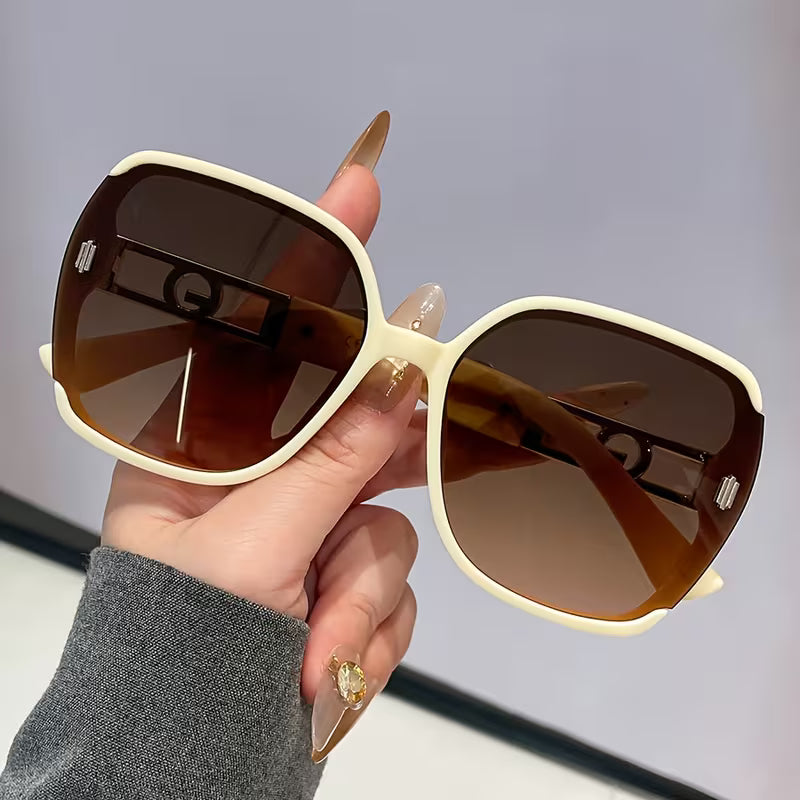 Modern Fashion Glasses