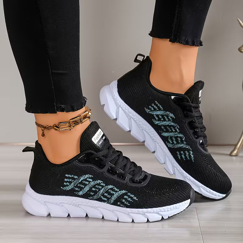 Low-top Lace-up Running Shoes