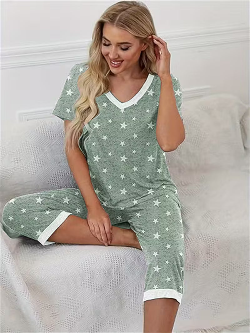 Capri Star Print V-Neck Short Sleeve Top and 3/4 Pants