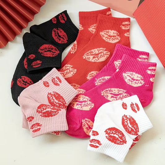 5 Pairs Kiss Print Socks
