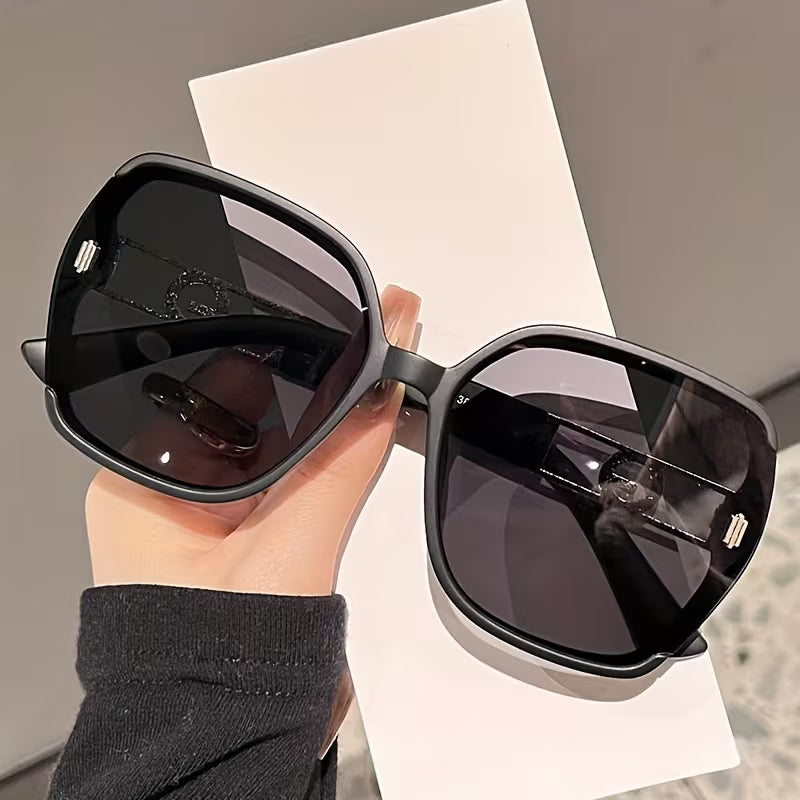 Modern Fashion Glasses