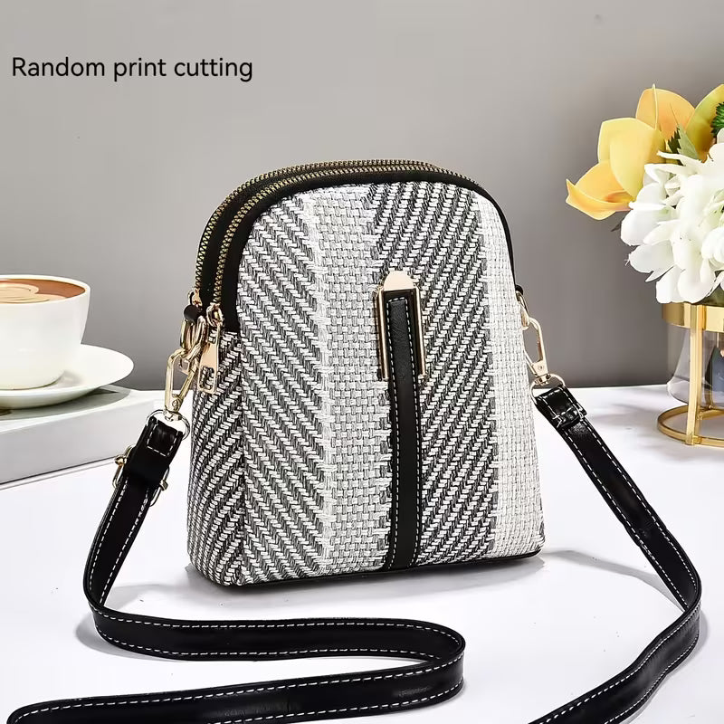 A Stylish And Elegant Women'S Bag