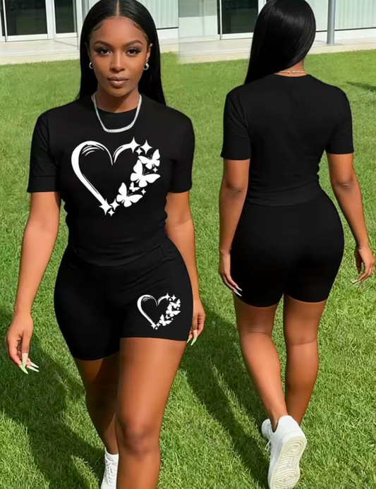 Plus size butterfly print shorts and t-shirt set