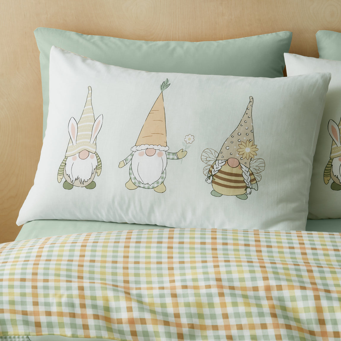 Spring Gonks Duvet Set