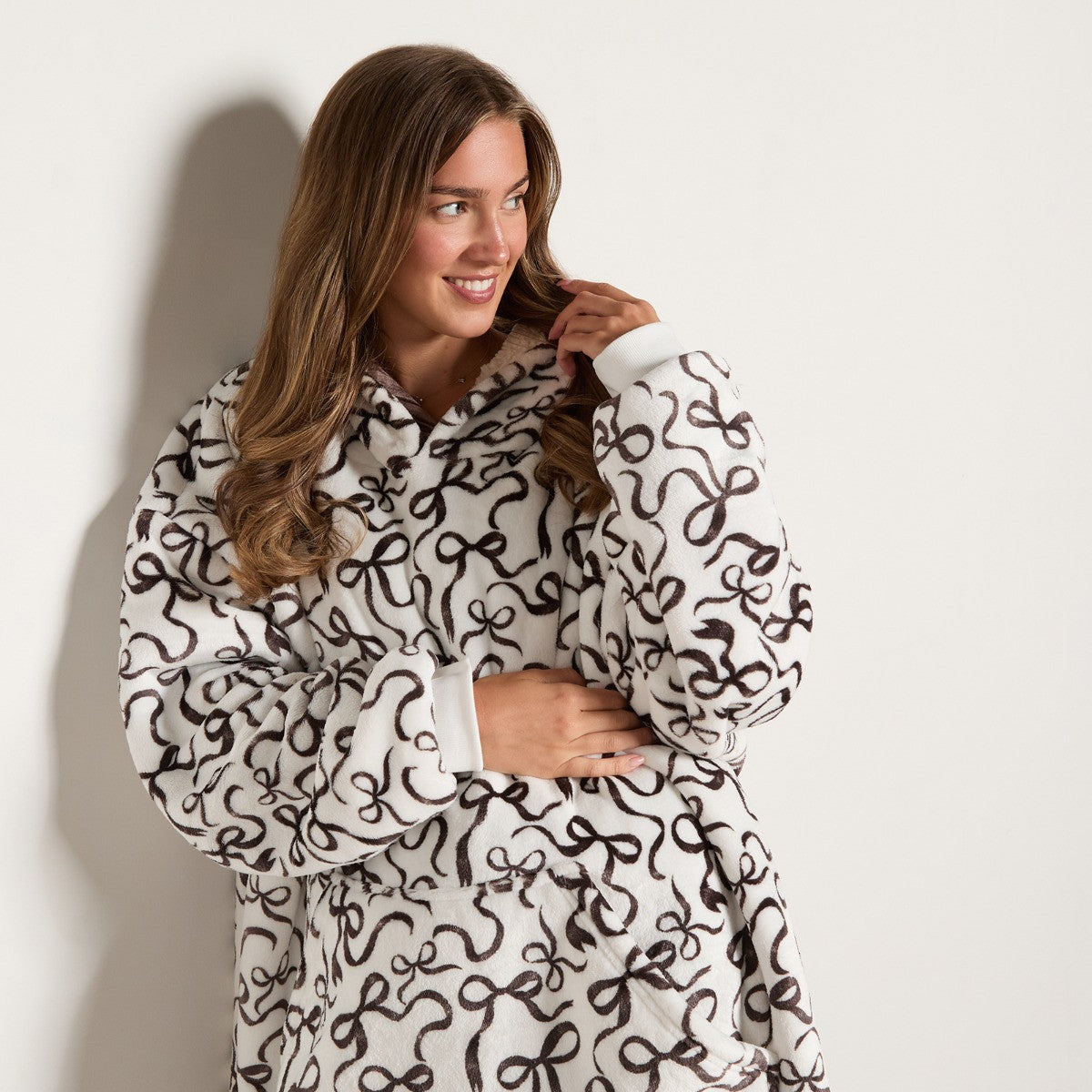 Ribbon Bow Print Hoodie Blanket