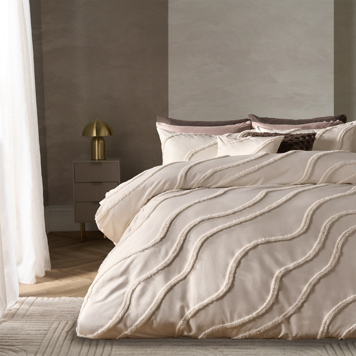 Luxury Tufted Contour Duvet Set