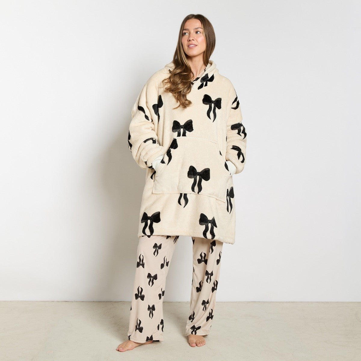 Bow Print Hoodie Blanket