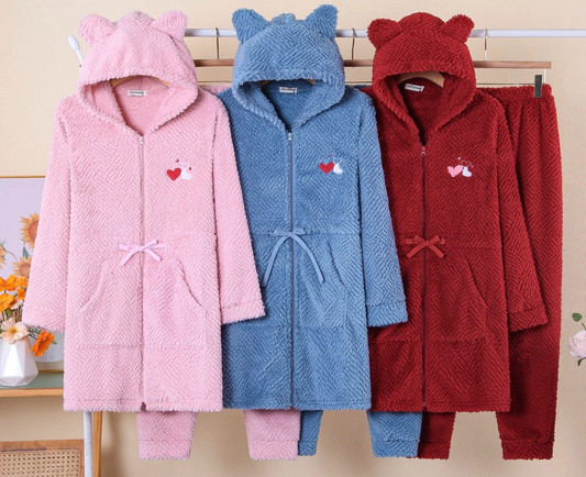 Womans Fleece Gown and Pants