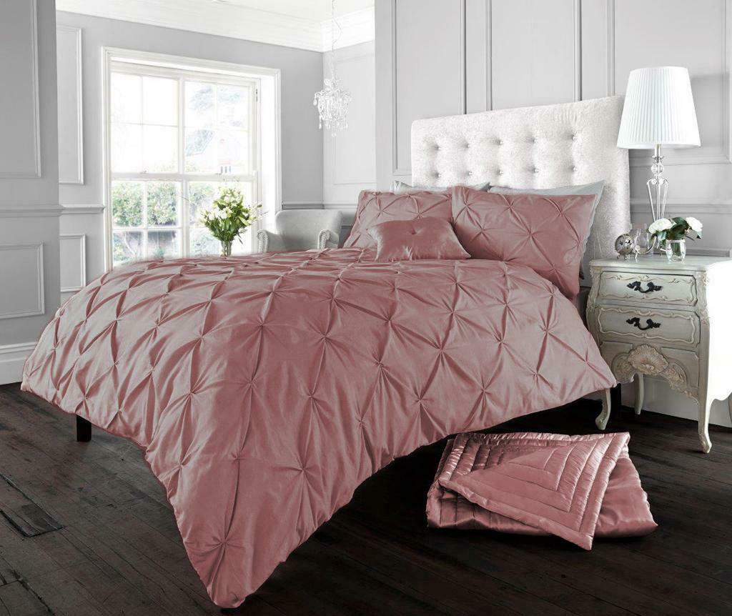 Luxury Polycotton Pintuck Duvet Cover Set